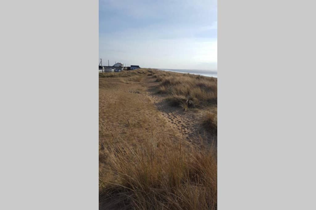 Sea Breeze Holiday Van, Close To Beach - Pets Go Free היצ'ם מראה חיצוני תמונה